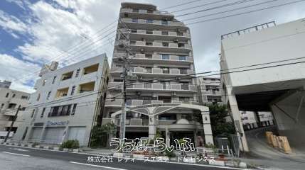 Renovated 3LDK Apartment for Sale in Naha, Okinawa - Thumbnail 2