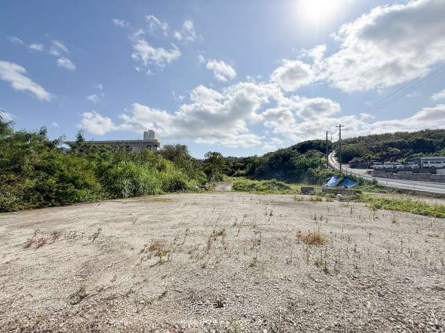 404 sqm Land for Sale in Urasoe, Okinawa - Development Plot - Thumbnail 3