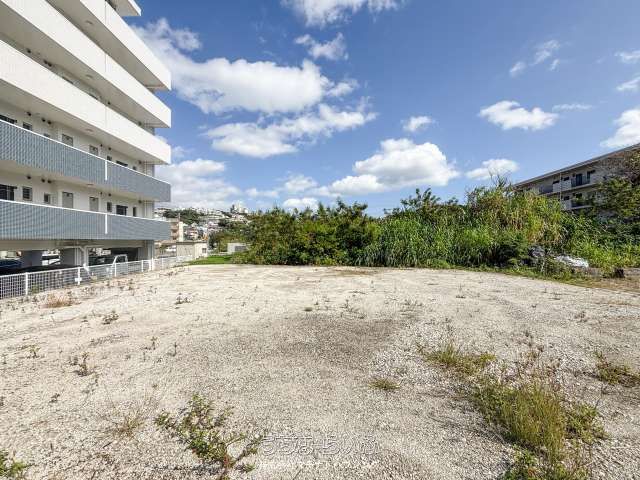 404 sqm Land for Sale in Urasoe, Okinawa - Development Plot - Thumbnail 4