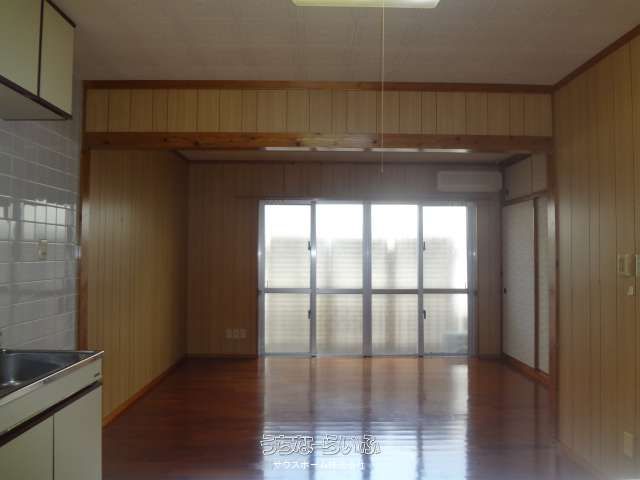 Studio Apartment for Rent in Naha, Okinawa - Near Downtown - Thumbnail 4