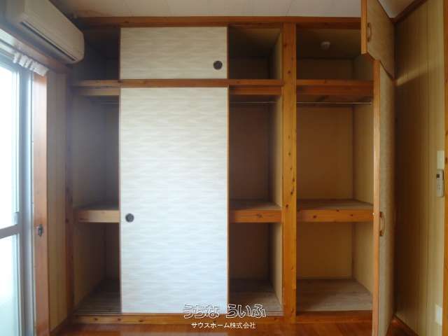 Studio Apartment for Rent in Naha, Okinawa - Near Downtown - Thumbnail 2