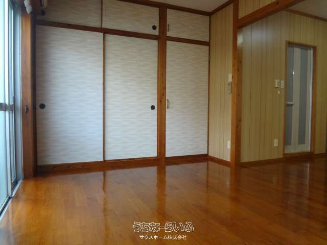 Studio Apartment for Rent in Naha, Okinawa - Near Downtown - Thumbnail 3