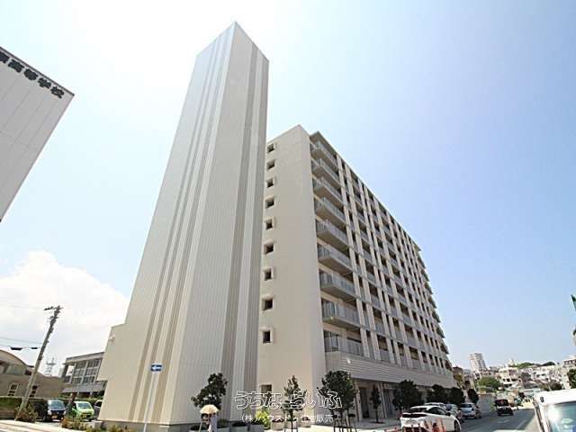 Riverside Kamihara 1DK Apartment for Sale in Naha, Okinawa - Thumbnail 2