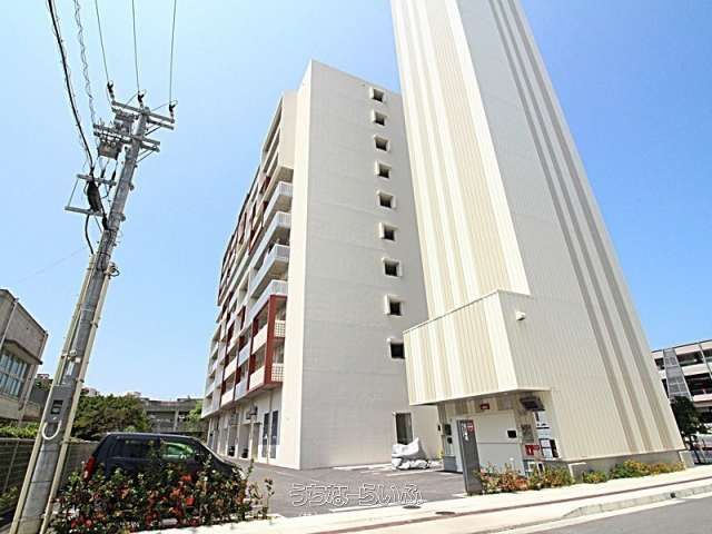 Riverside Kamihara 1DK Apartment for Sale in Naha, Okinawa - Thumbnail 4