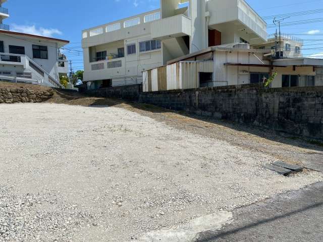 201.54 sqm Buildable Land for Sale in Yogi, Okinawa City - Thumbnail 2