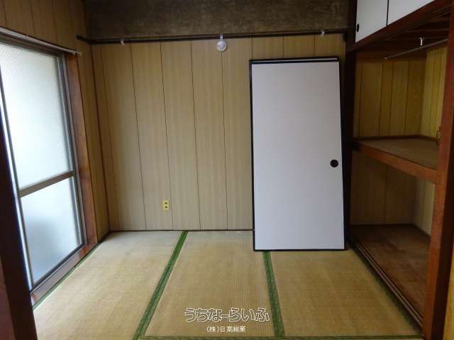 Co-op Smile 303: 2DK Apartment for Rent in Tomigusuku, Okinawa - Thumbnail 2