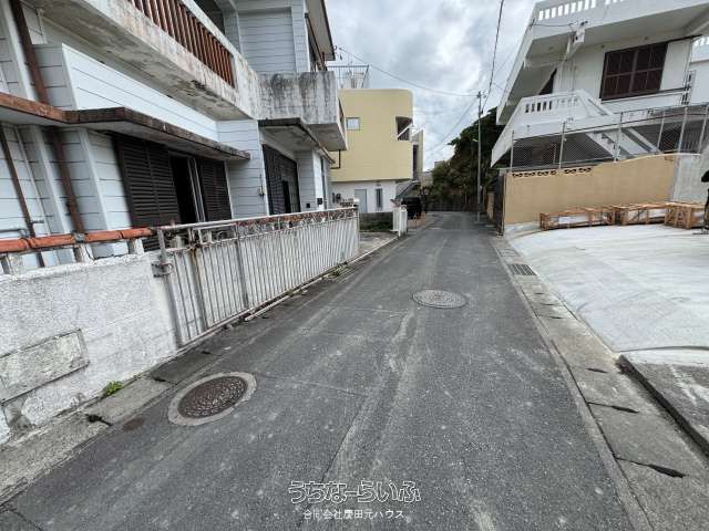 117 sqm Residential Land for Sale in Naha's Uebaru, Okinawa - Thumbnail 4