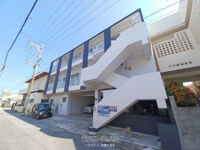 Leased Apartment Building for Sale in Awase, Okinawa City - Image 1