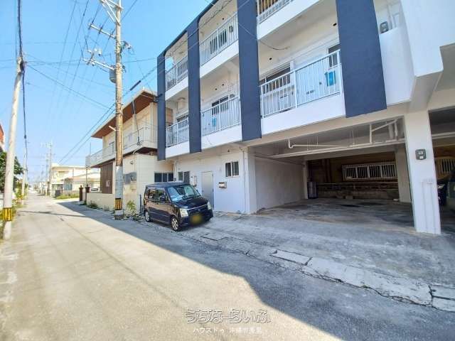Leased Apartment Building for Sale in Awase, Okinawa City - Thumbnail 3