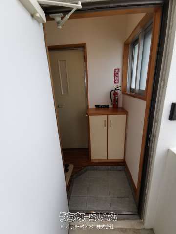 Furnished 2LDK Monthly Apartment with Sea View in Okinawa City - Thumbnail 4