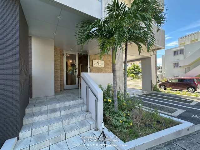 Modern 3LDK Condo for Sale in Naha, Okinawa - Pet Friendly - Thumbnail 4