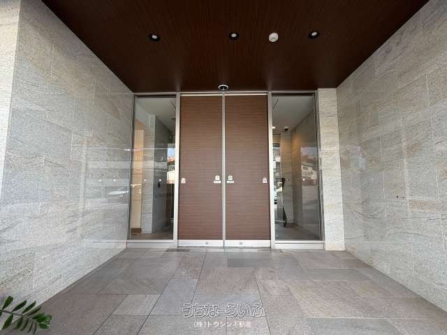 Gran De Premium Vista Nozato East 606: 2LDK Condo in Ginowan - Thumbnail 3