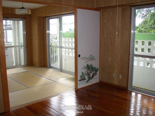 2LDK Corner Apartment for Rent in Ginowan, Okinawa - Thumbnail 2