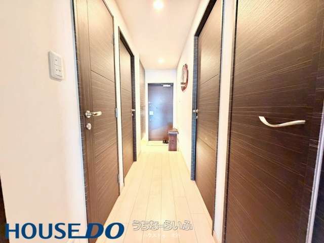 Altuere Mihama 18th Floor Condo with Ocean Views in Chatan - Thumbnail 4