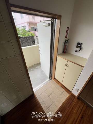 Vue Terrace 203: 2DK Apartment for Rent in Yomitan, Okinawa - Thumbnail 4