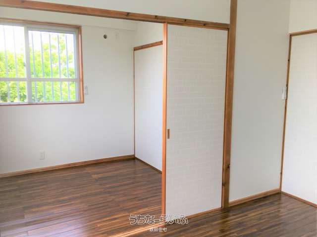 2K Apartment for Rent in Nishihara, Okinawa - 45,000 Yen - Thumbnail 4