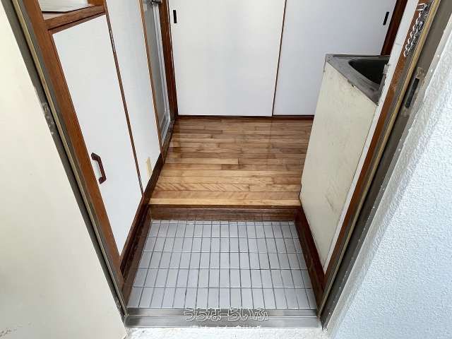 City Terrace 304: 1K Apartment for Rent in Naha, Okinawa - Thumbnail 4