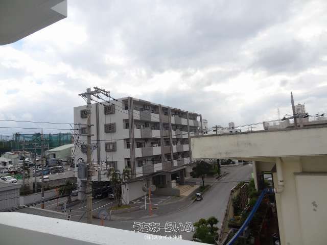 RYUSHIN Urasai 202: 1R Apartment for Rent in Urasoe, Okinawa - Thumbnail 3