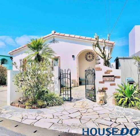 3LDK Concrete Block House for Sale in Zakimi, Yomitan, Okinawa - Thumbnail 2