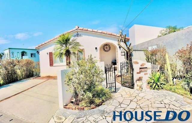 3LDK Concrete Block House for Sale in Zakimi, Yomitan, Okinawa - Thumbnail 3