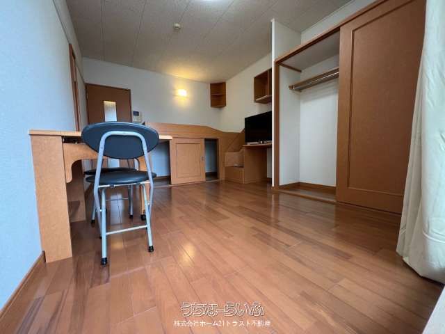 Leopalace Lupe 1075 Unit 305 Rental Apartment in Naha, Okinawa - Thumbnail 3