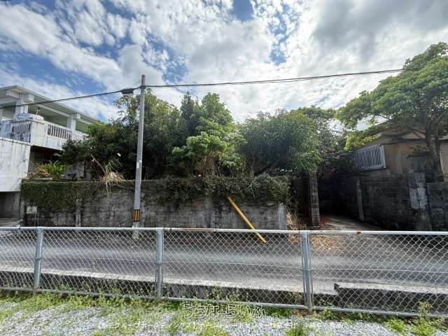 232.64 sqm Residential Land for Sale in Nanjo City, Okinawa - Thumbnail 3