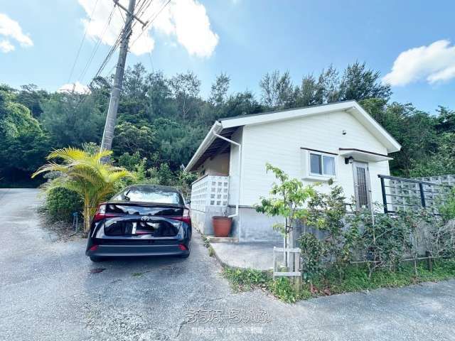 Beachfront House for Sale in Higashi Village, Okinawa - Thumbnail 4