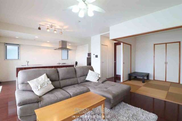 Alture Mihama 3LDK Apartment for Sale in Chatan, Okinawa - Thumbnail 4