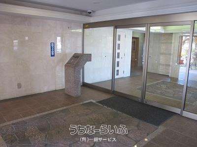 Ocean View 2LDK Apartment for Rent in Naha, Okinawa - Thumbnail 2