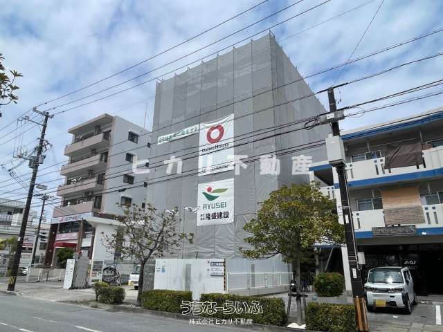 New 1LDK Pet-Friendly Apartment for Rent in Naha, Okinawa - Thumbnail 2