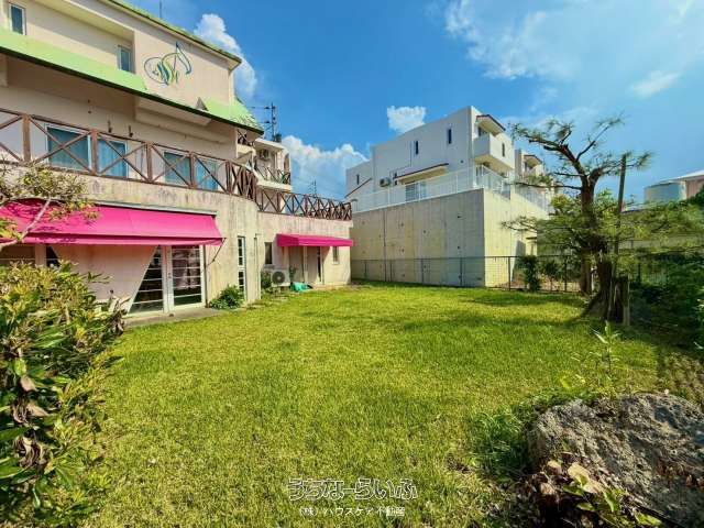 Ocean View Former Pension for Sale in Yomitan Village, Okinawa - Thumbnail 4