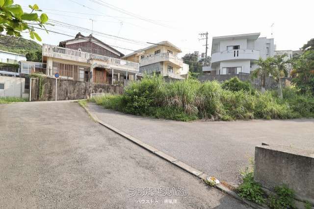 218 Tsubo Land for Sale Near Marine Town Golf in Yonabaru, Okinawa - Thumbnail 4