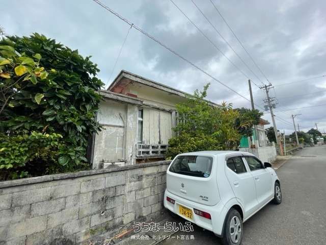5LDK Concrete House with Garden Near Sawada Beach, Miyakojima - Thumbnail 2