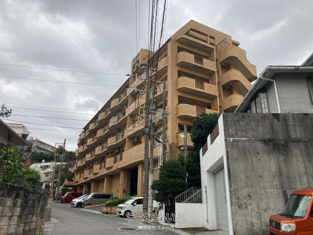 Lions Mansion Nagata No.2 3LDK Apartment for Sale in Naha - Thumbnail 2