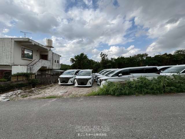 1137 sqm Land for Sale in Onaga, Tomigusuku, Okinawa - Thumbnail 3