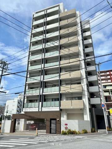 2LDK Apartment for Sale in Naha, 4 Min Walk to Kenchomae Station - Image 1