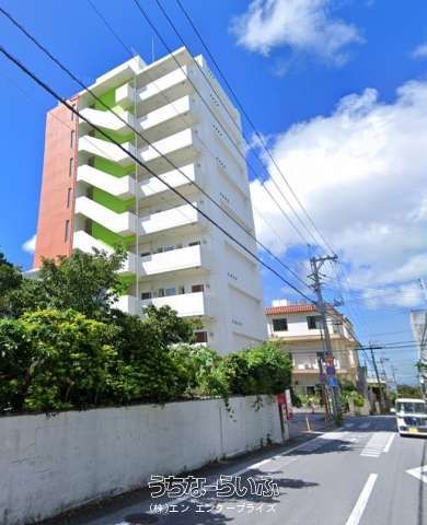 Okinawa City Apartment Building for Sale with 5.6% Yield - Thumbnail 2