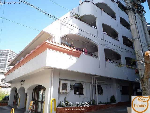 1R Apartment for Rent near Makishi Station, Naha, Okinawa - Thumbnail 2