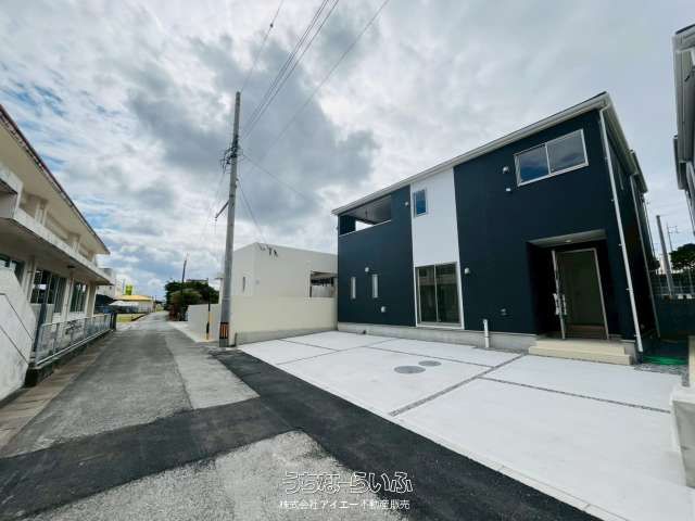 New 4LDK House for Sale in Yaese Town, Okinawa - Thumbnail 2