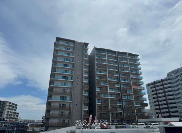 Premist Urasoe Minatogawa 3LDK Condo for Sale in Okinawa - Thumbnail 3