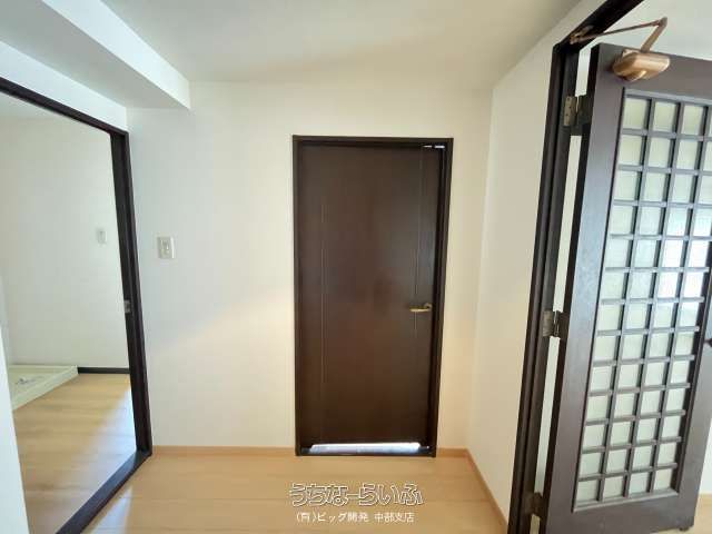 Lions Mansion Koza 805: 3LDK Apartment for Sale in Okinawa City - Thumbnail 4