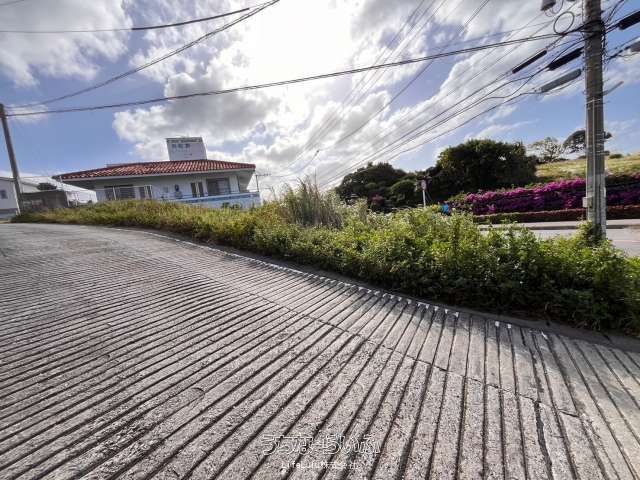 199 sqm Land for Sale in Onna Village, Okinawa - Thumbnail 3