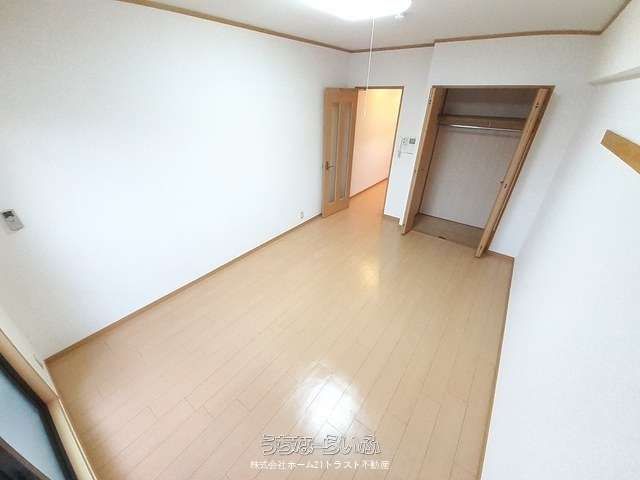 1K Apartment for Rent in Naha, Okinawa - Sunlight Terrace 302 - Thumbnail 4