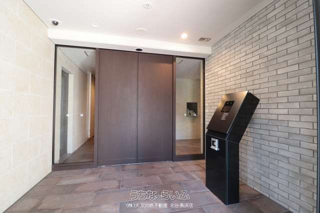 3LDK Apartment for Sale in Lions Ginowan Bay Side City, Okinawa - Thumbnail 2