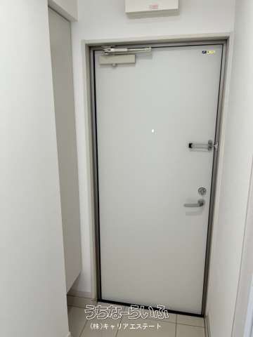 Modern 1LDK Apartment for Rent in Nanjo City, Okinawa - Thumbnail 3