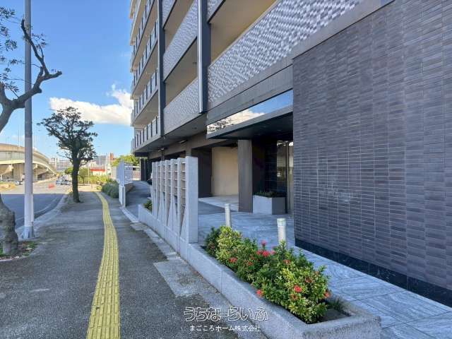 Presence Lodge Makiminato Reve Tower 3LDK Apartment for Sale - Thumbnail 2