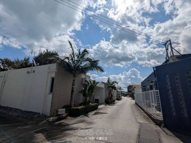 1640 sqm Land for Sale in Nago, Okinawa - Near Kouri Island - Thumbnail 2