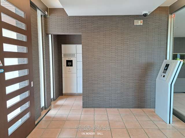 Bears Court Ueseto 2LDK Condo with Ocean View in Chatan - Thumbnail 3