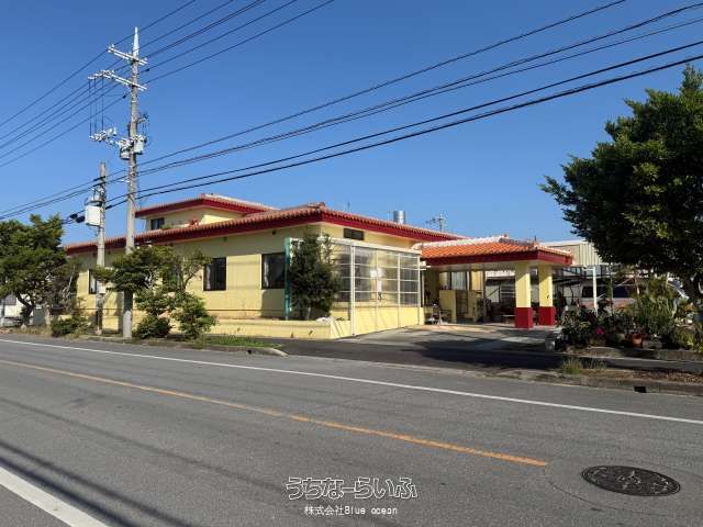 Commercial Property with Day Service Center for Sale in Awase - Thumbnail 3