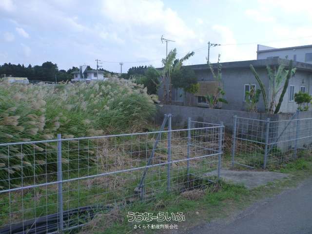452 sqm Land for Sale in Sesoko, Motobu Town, Okinawa - Thumbnail 2